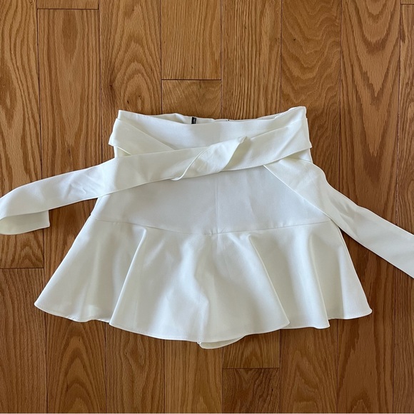 Zara Dresses & Skirts - Zara white mini skort